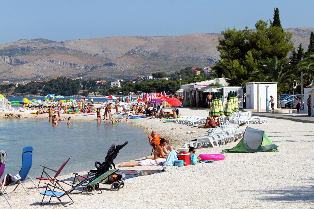 Seaside Apartments With A Swimming Pool Okrug Gornji, Ciovo - 11374 Trogir Eksteriør bilde